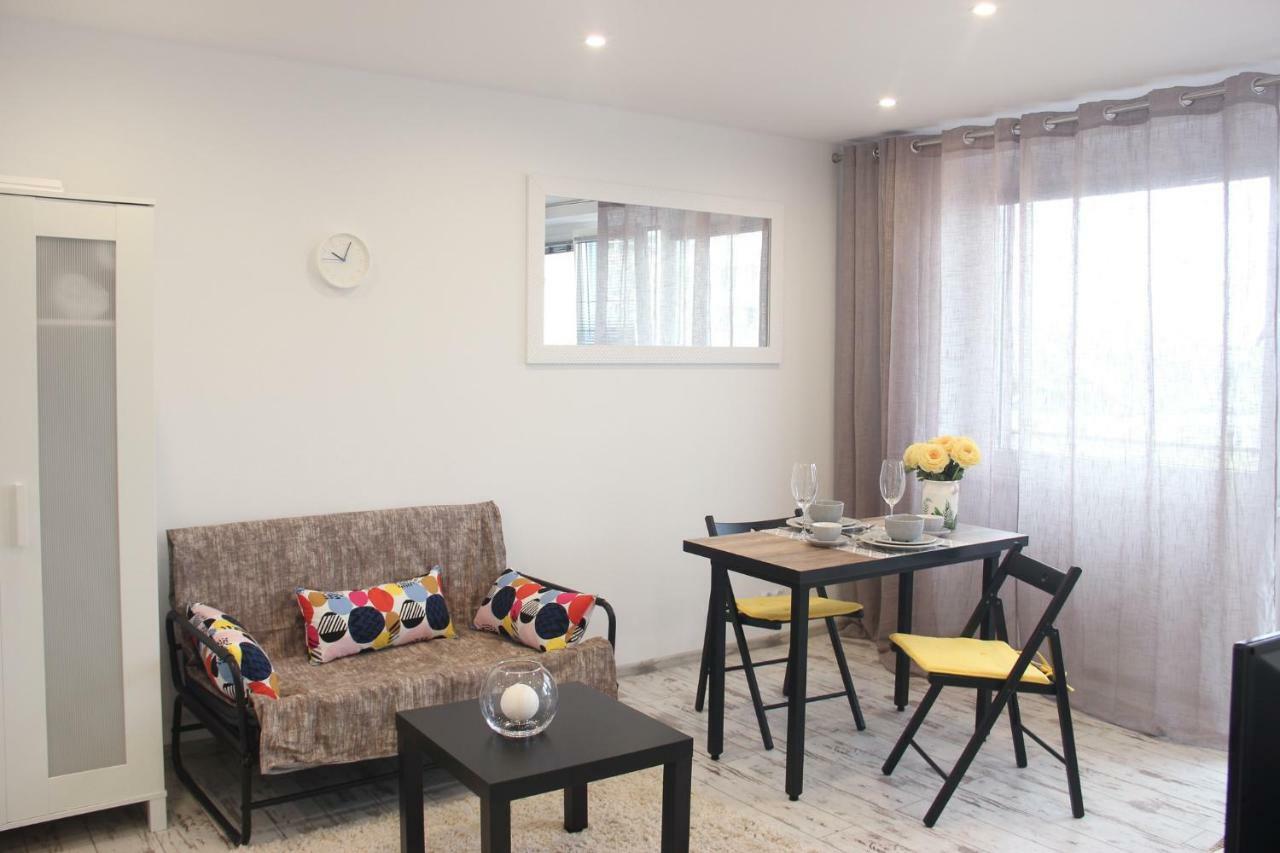 Sunny City Center Apartment Varsó Kültér fotó