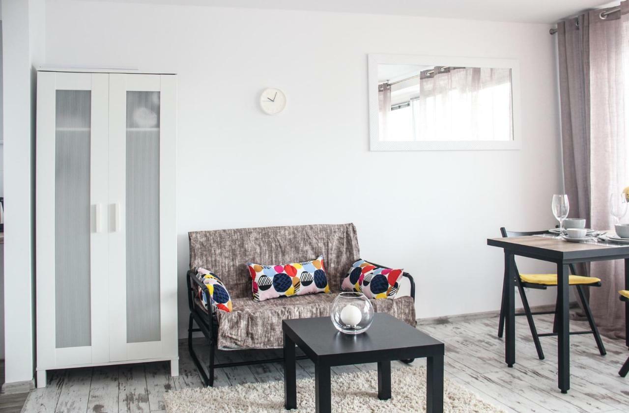 Sunny City Center Apartment Varsó Kültér fotó